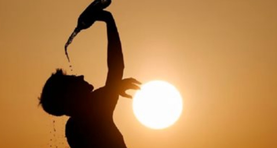 الأرصاد الجوية تحذر من ظاهرة خطيرة في طقس غدًا وتقدم نصائح للمواطنين