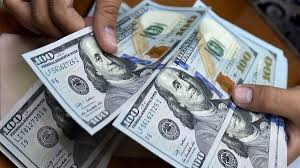 مفاجأة بشأن سعر الدولار خبير اقتصادي يكشف إذا لم تلجأ الحكومة المصرية لصندوق النقد كان سيصل لهذا السعر المدمر | صوت المسيحي الحر