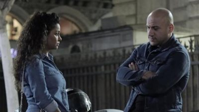 أسماء أبو اليزيد وأحمد مكي في صورة جديدة من كواليس مسلسل ”الاختيار 2”