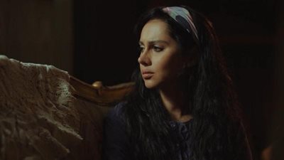 ياسمين رئيس تبكي نصيبها مع عمرو سعد في ”ملوك الجدعنة”