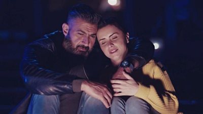 ياسر جلال يوبخ طليق نور اللبنانية بعد مطاردته لها.. إليك التفاصيل