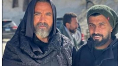 شوفت بنتوجع ازاى.. أمير كرارة يضرب محمد سامى بالنبوت