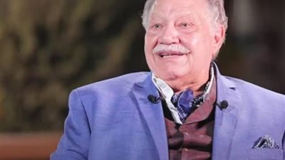 يحيى الفخراني يدخل في حالة اكتئاب بعد وفاة أقرب أصدقائه