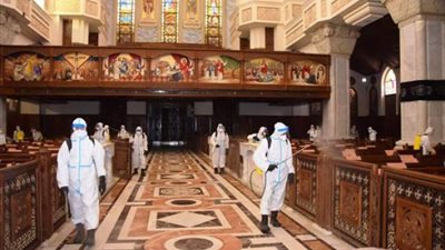 القوات المسلحة تعقم عدد من الكنائس بمناسبة عيد القيامة