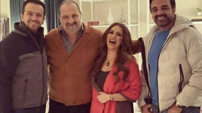 عمرو محمود ياسين في معسكر مغلق للإنتهاء من كتابة آخر حلقات ”اللى مالوش كبير”