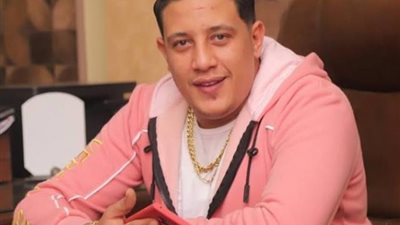 حمو بيكا يهاجم الأطباء والمهندسين : اشتغلوا علشان تنجحوا زيى