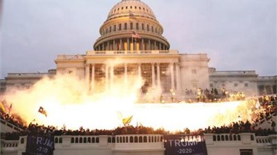 الحرس الثوري الإيراني يُفجر مبنى الكابيتول الأمريكي