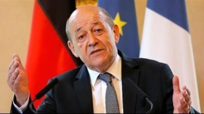 وزير الخارجية الفرنسي يوجه رسالة حازمة لمسئولي لبنان