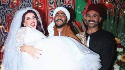 سمية الخشاب :محمد رمضان استأذن مني قبل التعاقد مع أحمد سعد