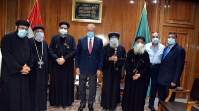 محافظ القليوبية يستقبل أسقف بنها وقويسنا لتقديم التهنئة بعيد الفطر المبارك