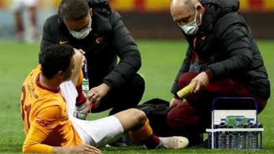 عاجل.. خبر مؤسف عن نجمنا مصطفي محمد