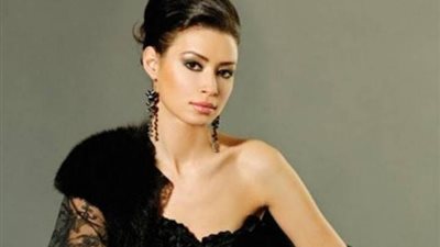 أروى جودة تدخل في حالة صدمة بعد وفاة والدها بشكل مفاجئ