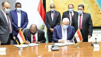 الزراعة: إنشاء مزرعة نموذجية مشتركة للإنتاج الحيوانى بين مصر والسودان