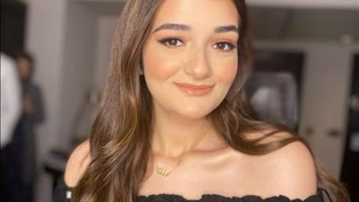 ملك أحمد زاهر تخطف أنظار رواد السوشيال ميديا بعد ظهورها بفستان الزفاف