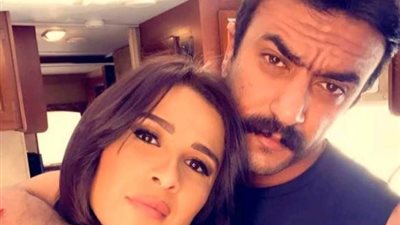 الحب في زمن الكورونا.. أحمد العوضي يغازل ياسمين عبد العزيز: حبيبة قلبي