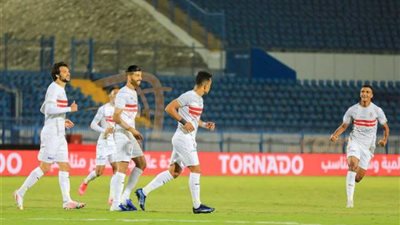 تصرف غريب من لاعبي الزمالك قبل انطلاق مباراة القمة