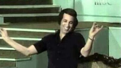 بابا كان دمه خفيف.. نجلة سعيد صالح تعلق علي عرض مسرحية ”العيال كبرت”