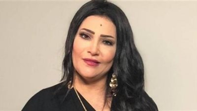 بدرية طلبة تساند محمد سامي بعد قرار ”المتحدة”: طول عمره ناجح