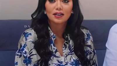 عاش يا بطل.. رانيا يوسف تستعرض رشاقتها فى ”الجيم”