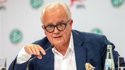 فريتز كيلر يستقيل من رئاسة الاتحاد الألماني لكرة القدم