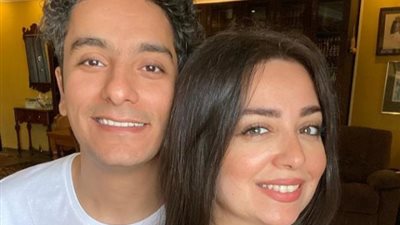 هبة مجدي تغازل زوجها في عيد ميلاده: ربنا ما يحرمني منك أبدا