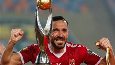 رسميا .. علي معلول وقع لنادي بيراميدز..  والإعلان خلال أيام