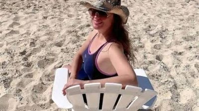 بإطلالة جريئة.. نيرمين الفقي تستمتع بإجازتها الصيفية على البحر