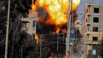 زوارق الاحتلال الإسرائيلي تُطلق عدة قذائف تجاه شاطئ غزة