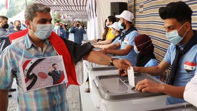 السوريون بالخارج يدلون بأصواتهم في الانتخابات الرئاسية