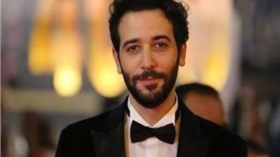 كريم قاسم ينتهى من تصوير مسلسله الجديد ”جانب مظلم”