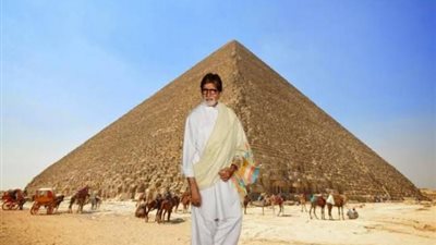 معشوق المصريين.. معلومات عن أميتاب باتشان بعدما تمكن منه فيروس كورونا