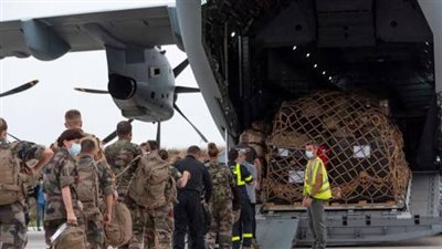 أمريكا تُعلن إجلاء أكثر من 122 ألف شخص من أفغانستان