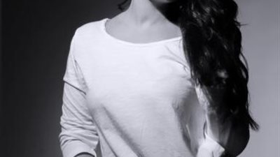 منة فضالى تداعب جمهورها بالأبيض والأسود عبر ”انستجرام”