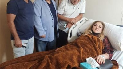 سقط عليها قطعة ديكور.. إصابة نهال عنبر بارتجاج فى الرأس