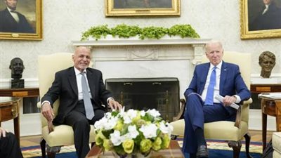 سري للغاية.. تفاصيل المكالمة الأخيرة بين بايدن ورئيس أفغانستان الهارب