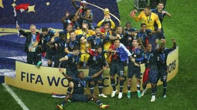 زي النهاردة.. منتخب فرنسا يتوج بأول مونديال في تاريخه