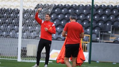 الأهلي يؤجل صفقة المدافع للانتقالات الشتوية