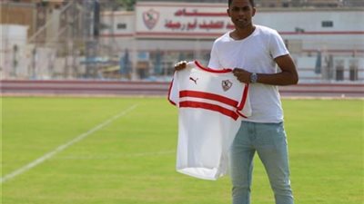 حزين و موجوع.. بامبو : أوباما  منع عودتي إلي الزمالك