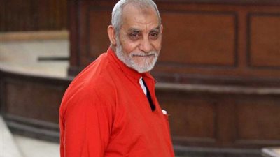 عاجل .. تأييد حكم المؤبد لـ بديع و248 متهماً في أحداث العدوة