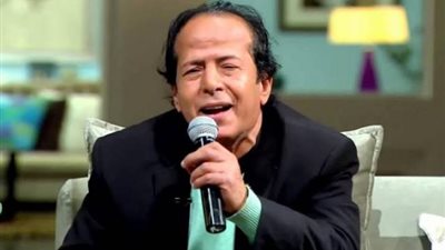 عادل الفار: عادل إمام أنقذنى من ورطة كبيرة مع راقصة شهيرة