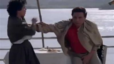 كان حقيقى.. عايدة رياض تكشف كواليس مشهد الضرب من فيلم ”اللعب مع الكبار”