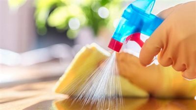 كورونا والأسطح ..دراسة خطيرة تقلب الموازين