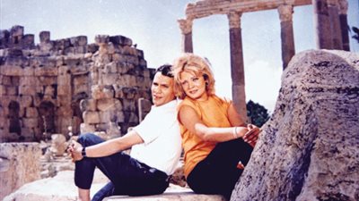 حكايات وأسرار تنشر لأول مرة عن كواليس أبى فوق الشجرة