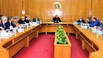 وزيرة التجارة والصناعة تبحث مع مجلس ادارة اتحاد الغرف التجارية سبل تفعيل دور الاتحاد في تنمية الاقتصاد المصري