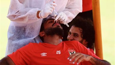 لاعبوا الأهلي يخضعون للمسحه الطبية الرابعه