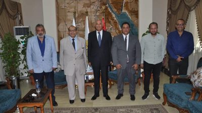 بالصور .. تفاصيل ندوة الناقد الرياضي أيمن بدرة والمستشار عمرو حسين بمعهد إعداد القادة بحلوان