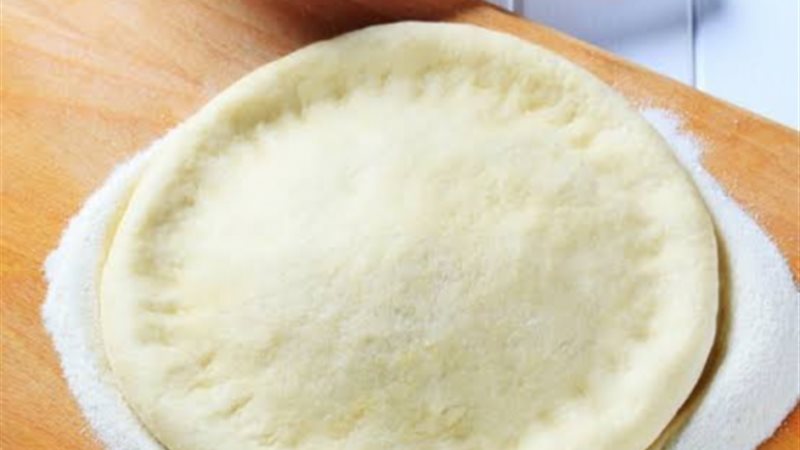 عجينة البيتزا