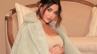 قمر اللبنانية تشعل مواقع التواصل الاجتماعى بجلسة تصوير مثيرة