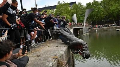 معلومات لا تعرفها عن تاجر العبيد الذي تم هدم تمثاله في إنجلترا