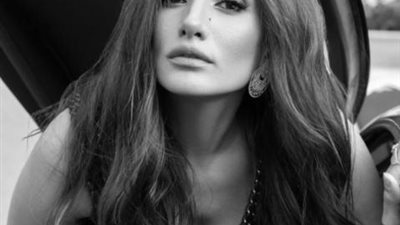 زينة تبعث رسالة مهمة لجمهورها: اتعلموا الصبر حتى لو على الظلم